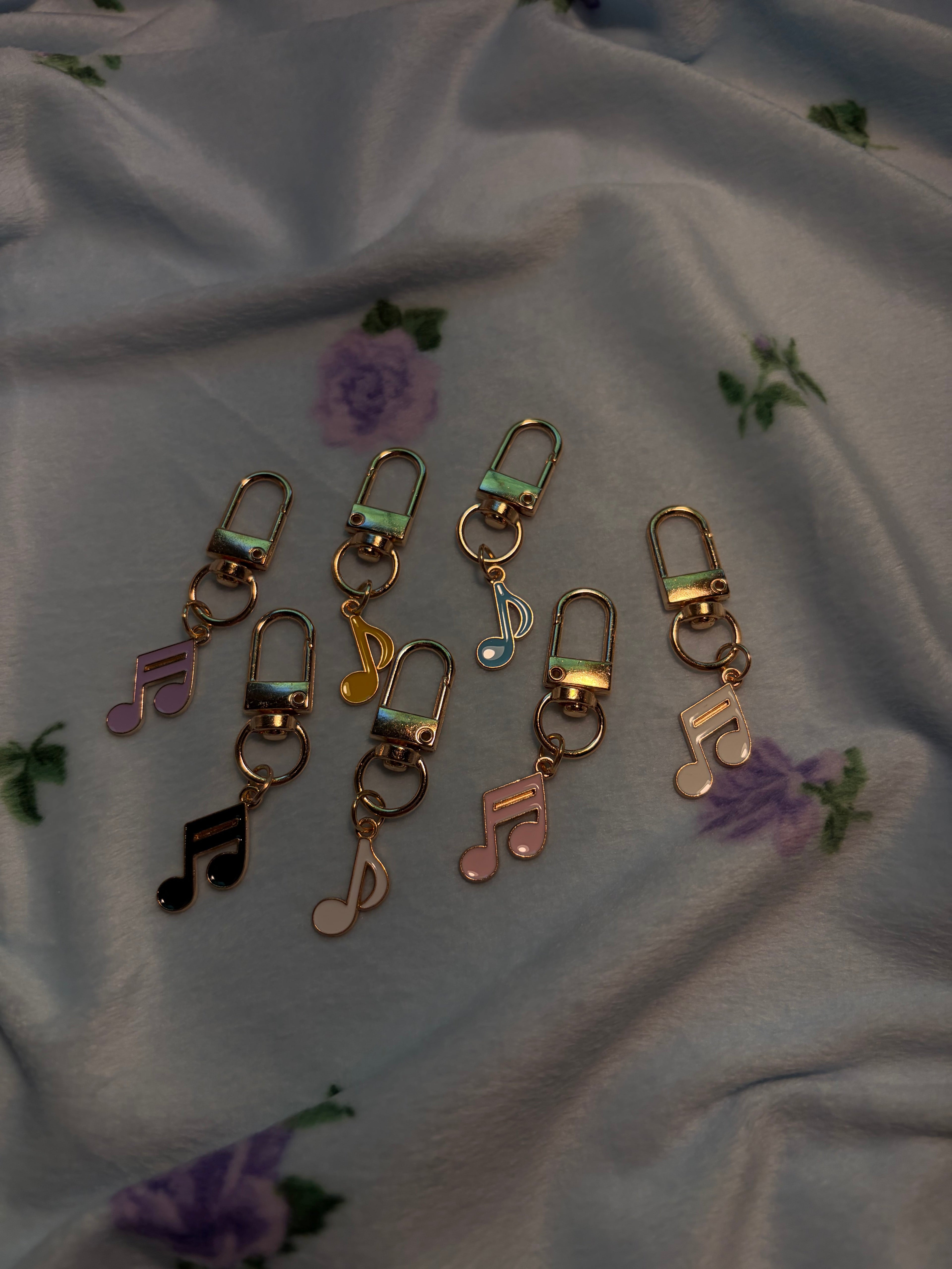 Keychains 𓈈⭒♬ ﾟ.