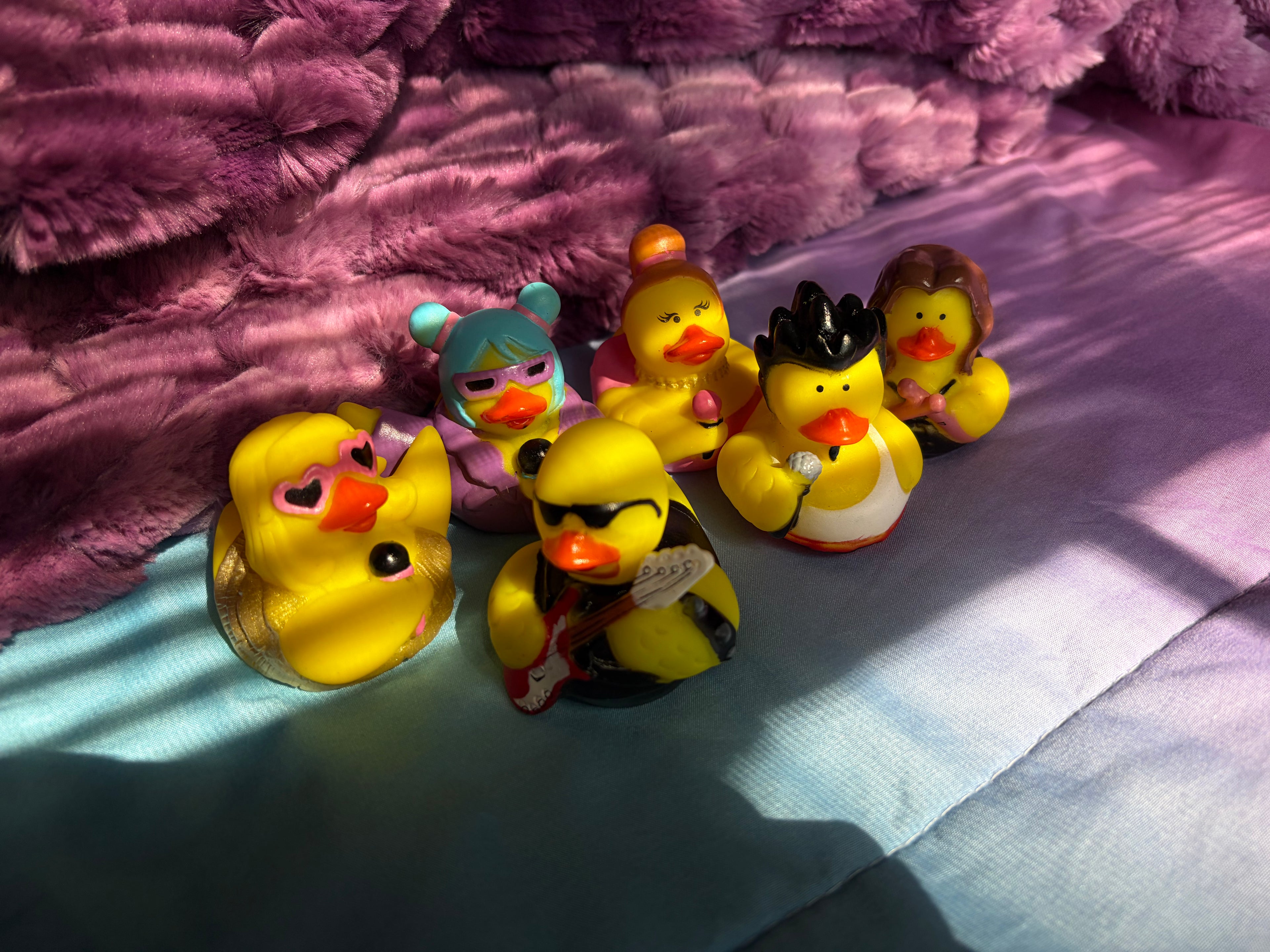 Rock N' Roll Musician Rubber Ducky ༺𓆩☠︎︎𓆪༻